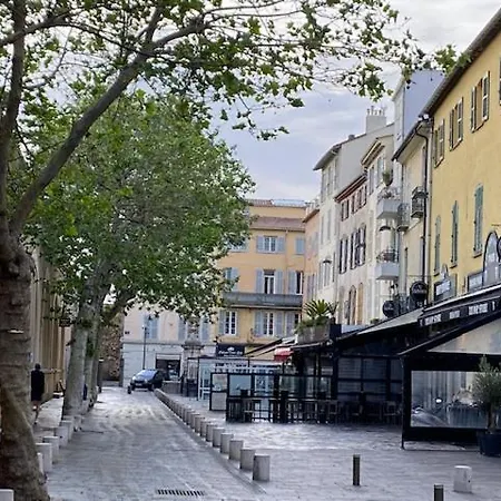 2-bedrooms Cosy Flat - 1 Minute Walk To Port Vauban Apartamento