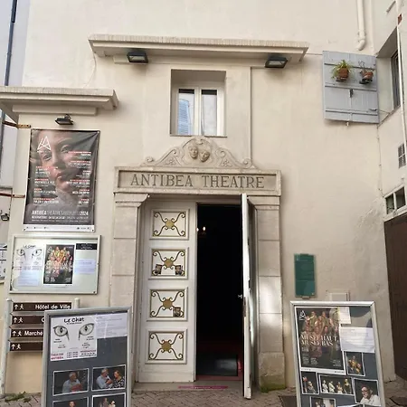 2-bedrooms Cosy Flat - 1 Minute Walk To Port Vauban *