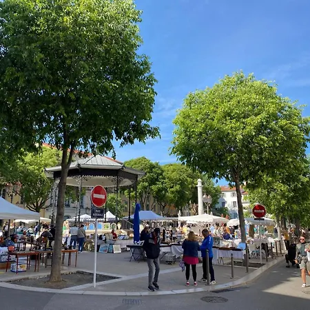 2-bedrooms Cosy Flat - 1 Minute Walk To Port Vauban Apartamento Antibes